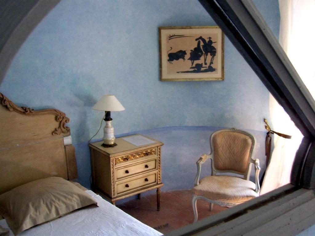 Chateau D'Ortaffa Habitación foto